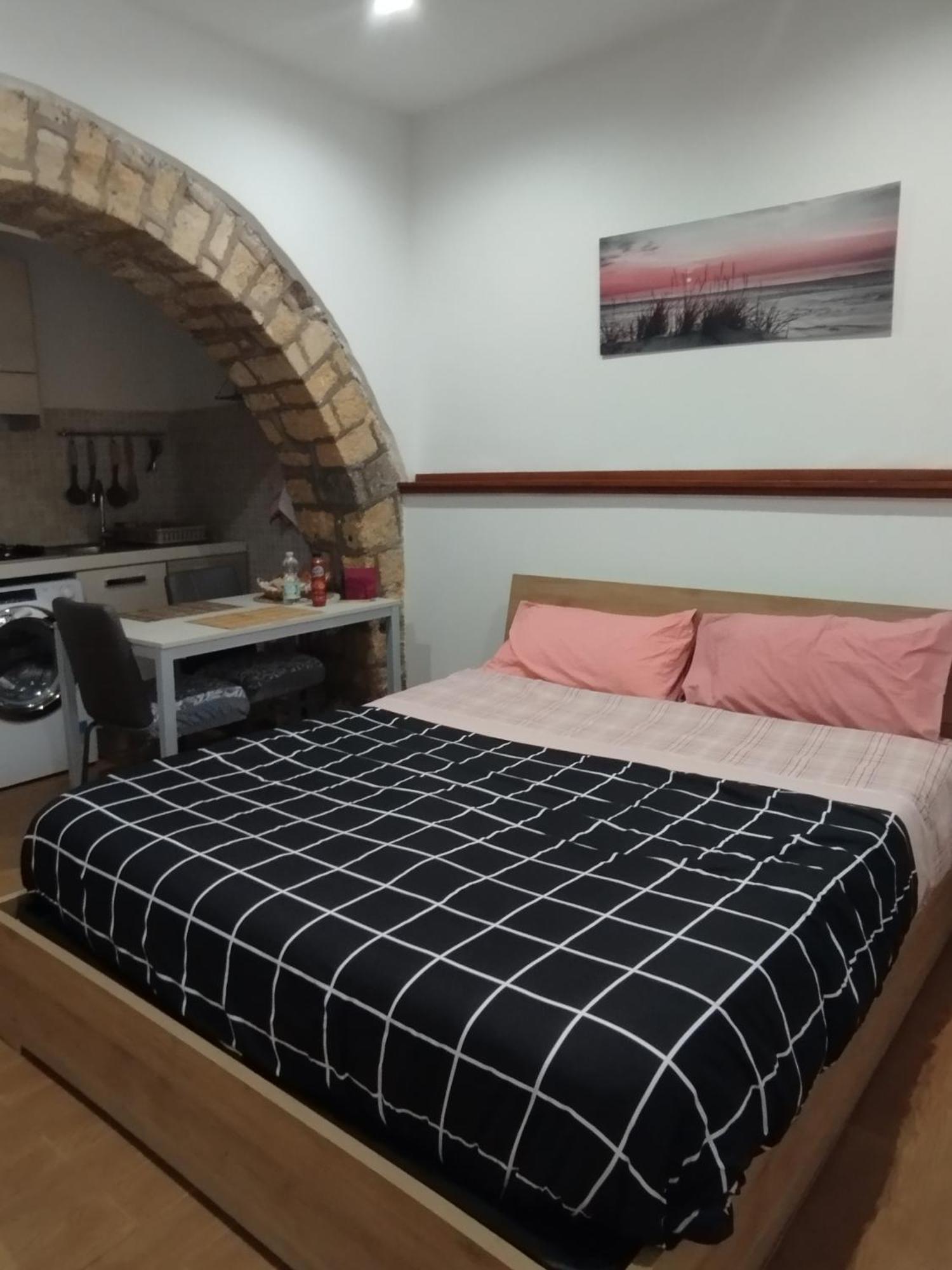 La Casetta Di Patry Tarquinia Bagian luar foto